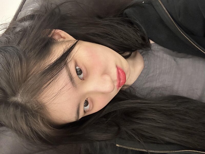 uRBonAWC KPOP Girls I want to OWN me - ITZY - Chaeryeong (22yrs old) 04.jpg